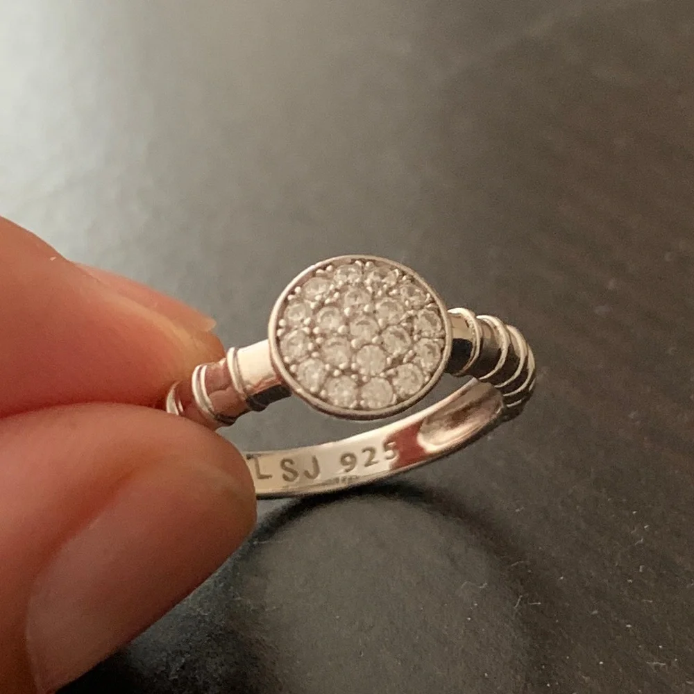 Liza Schwartz Sterling Silver Pave Circle Ring